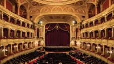 اليوم العالمي للمسرح.. 5 فوائد متنوعة تتخطى الترفيه – الخليجي نت