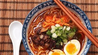 من الأفلام إلى الطوارئ.. تحدي “الراميون الحار” يهدد صحة الأطفال
                             – الخليجي نت