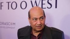 يوجه سهامًا قاتلة للفن.. طارق الشناوي يهاجم مصر للطيران بسبب “السلم والثعبان 2” – الخليجي نت