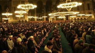 أكثر من مجرد عبادة.. كيف تساهم صلاة التراويح في تنشيط الجهاز العصبي؟
– الخليجي نت