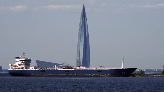 التصعيد بمضيق هرمز.. الغرب يدفع الثمن والرابح موسكو – الخليجي نت