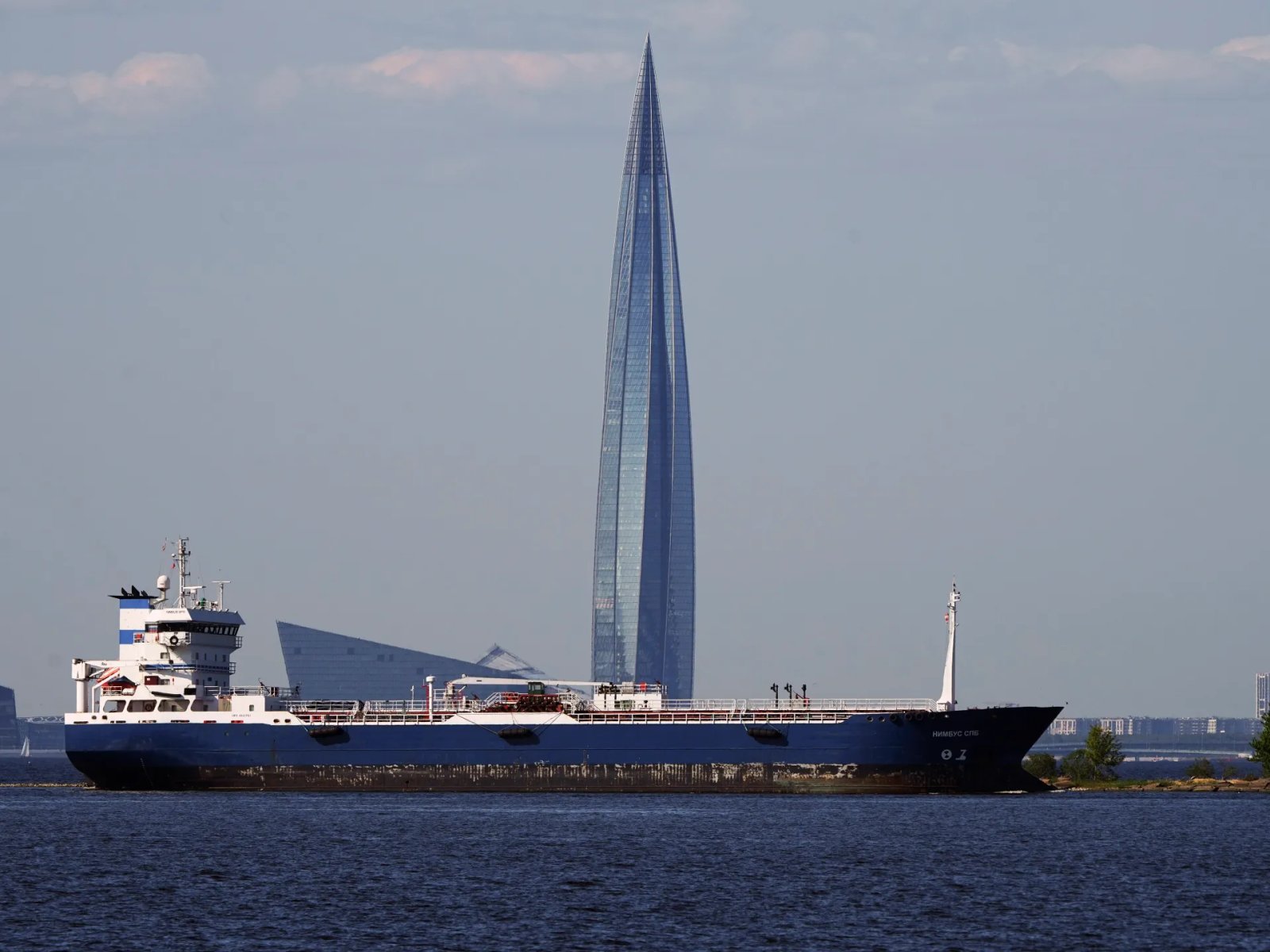 التصعيد بمضيق هرمز.. الغرب يدفع الثمن والرابح موسكو		 – الخليجي نت