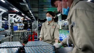 بسبب الحرب بطاريات الصين تغزو العالم.. كيف تفاعلت المنصات؟		 – الخليجي نت