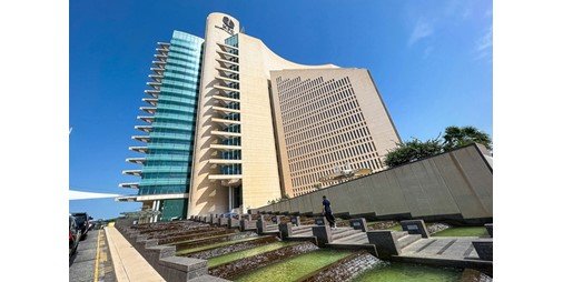 مؤسسة البترول: مصفاة الأحمدي تعرّضت فجر الجمعة لاستهداف آثم بطائرات مسيّرة واندلاع حرائق في عدد من الوحدات التشغيلية		 – الخليجي نت