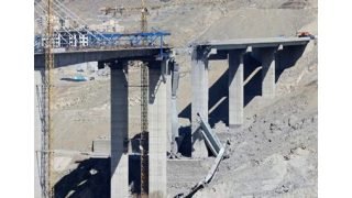 الحرب تنهي أسبوعها الخامس والدفاعات الخليجية تتصدى للمزيد من الاعتداءات		 – الخليجي نت