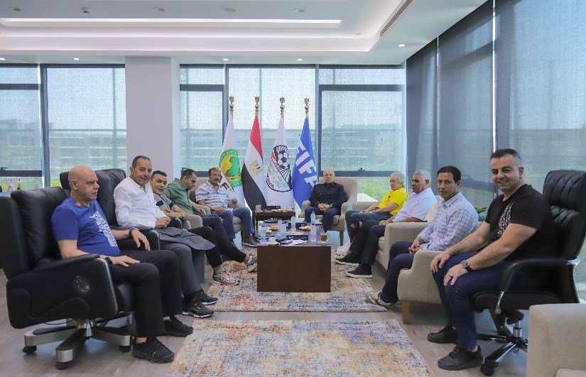 محمد شبانة مهاجمًا أوسكار: خرب لجنة الحكام
                         – الخليجي نت