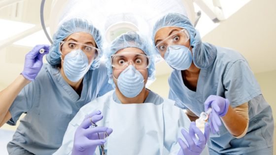 تعطس ديدانا.. مرض سيدة يونانية يتتسب في صدمة للأطباء – الخليجي نت