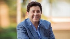 بعد شائعات تدهورها.. تفاصيل الحالة الصحية لـ هاني شاكر – الخليجي نت