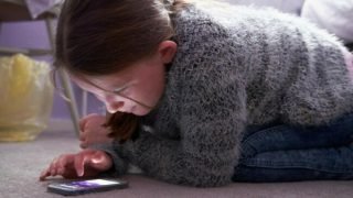 "يوم بلا شاشات".. مبادرة فرنسية لمواجهة إدمان التكنولوجيا بين المراهقين – الخليجي نت