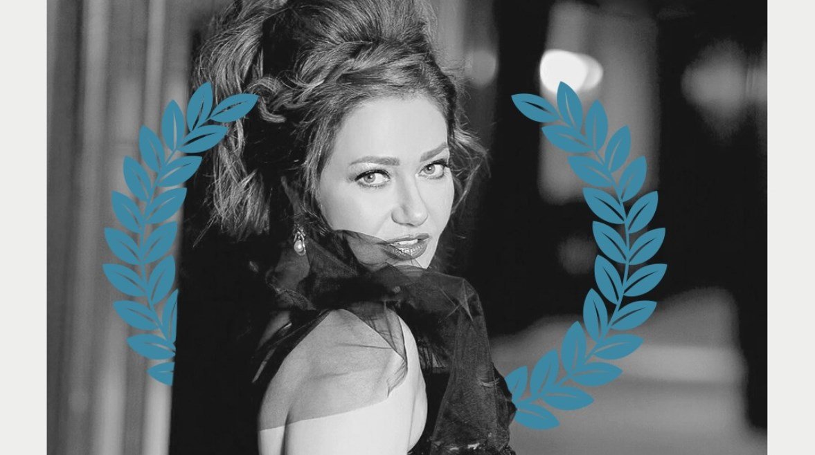 تتويج ليلى علوي بجائزة إيزيس للإنجاز في مهرجان أسوان الدولي لأفلام المرأة
                             – الخليجي نت