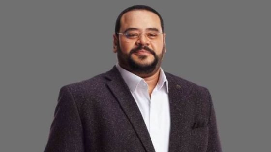 محمد ممدوح يستعرض "مشاكل داخلية" في افتتاح مهرجان الإسكندرية – الخليجي نت