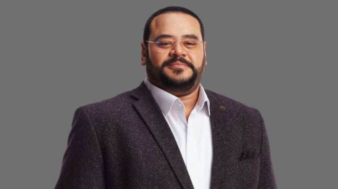 محمد ممدوح يستعرض "مشاكل داخلية" في افتتاح مهرجان الإسكندرية – الخليجي نت