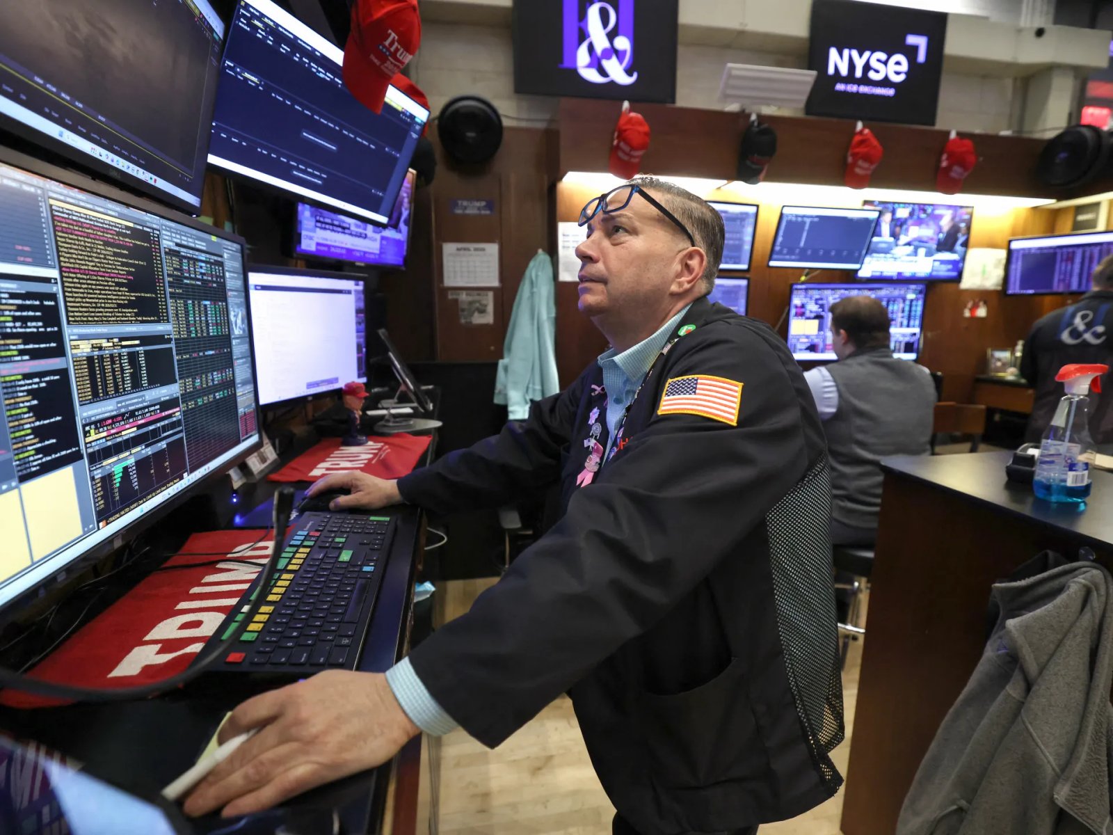 صعود وول ستريت بعد إعلان إيران فتح مضيق هرمز		 – الخليجي نت