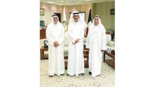 محافظ الجهراء بحث التعاون وتعزيز الاستدامة البيئية مع رئيس جمعية المهندسين الزراعيين		 – الخليجي نت