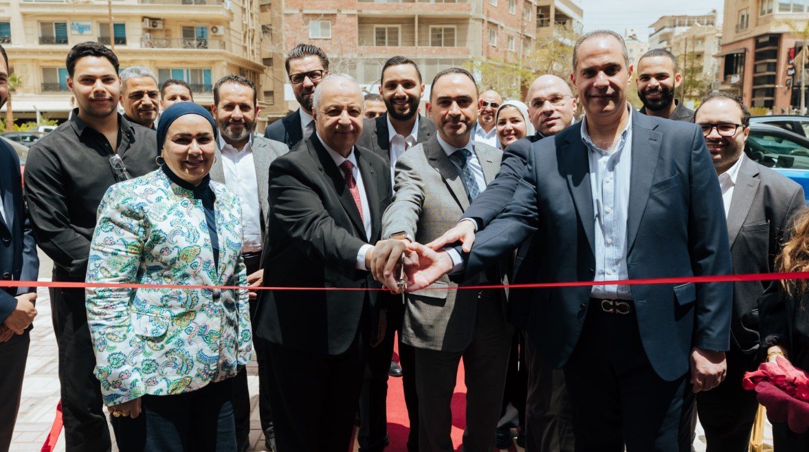 بالتعاون مع السبع أوتوموتيف.. نيسان مصر تفتتح صالة عرض جديدة في القاهرة
                             – الخليجي نت