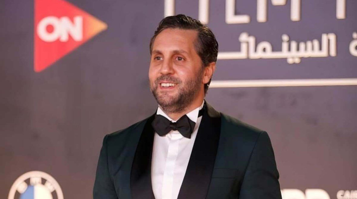 دوري أعظم جمهور.. احتفال هشام ماجد بفوز الزمالك بالدوري الـ 15
                             – الخليجي نت