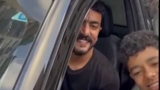 احتفالا بالعيد.. أحمد العوضي يوزع 10 عجول على أهالي منطقته بعين شمس
                             – الخليجي نت