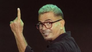 كيف تفوق عمرو دياب على أساطير الموسيقى في 2026؟
                             – الخليجي نت