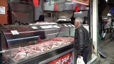 ماذا يقول سوريون في أسواق دمشق عن وقف استيراد منتجات غذائية؟ – الخليجي نت