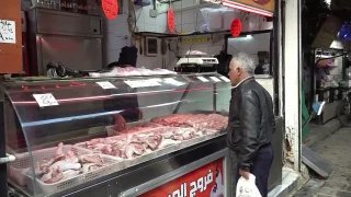 ماذا يقول سوريون في أسواق دمشق عن وقف استيراد منتجات غذائية؟		 – الخليجي نت