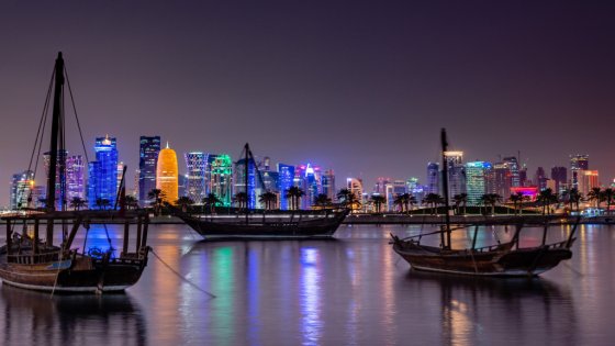 تراجع الإيرادات النفطية يدفع موازنة قطر إلى عجز بـ2.83 مليار دولار في الربع الأول – الخليجي نت