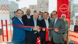 نيسان مصر تفتتح مركزًا متكاملًا في مدينة نصر بالتعاون مع “إكسبريس إيجيبت”
                             – الخليجي نت