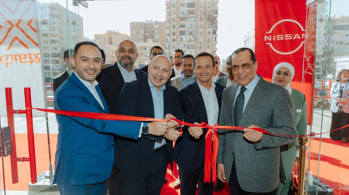 نيسان مصر تفتتح مركزًا متكاملًا في مدينة نصر بالتعاون مع “إكسبريس إيجيبت”
                             – الخليجي نت