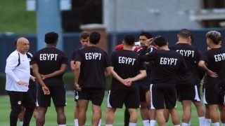مفاجآت داخل معسكر منتخب مصر.. حسام حسن يحذر اللاعبين واتحاد الكرة يتحرك لتجديد عقده
                         – الخليجي نت