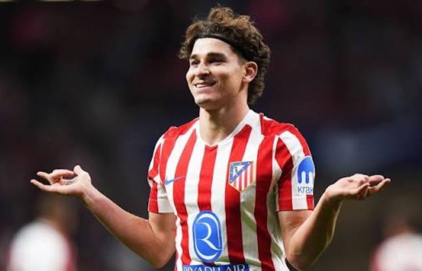 خوليان ألفاريز يفتح باب الرحيل عن أتلتيكو مدريد.. وبرشلونة يترقب موقف المهاجم الأرجنتيني
                         – الخليجي نت