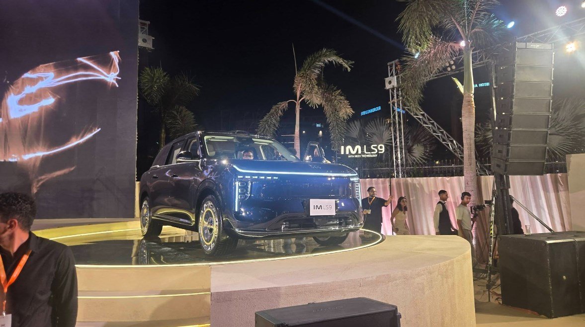 طرح سيارة IM LS9 في مصر بتكنولوجيا REEV.. ومدى يصل إلى 1400 كيلومتر
                             – الخليجي نت
