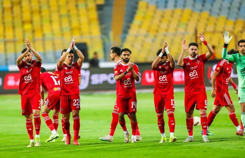 شبانة: مشاركة الأهلي في دوري الأبطال وسام.. وأحمد سليمان يهاجم دون مبرر
                         – الخليجي نت
