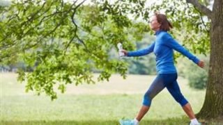 هيئة صحية ببريطانيا تقدم مكافأة مقابل المشي لمدة 20 دقيقة يوميًا
                             – الخليجي نت