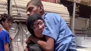تحملهم على ظهرها 8 أدوار بلا مصعد.. أول تعليق من أم لديها 3 أولاد معاقين بالخصوص
                             – الخليجي نت