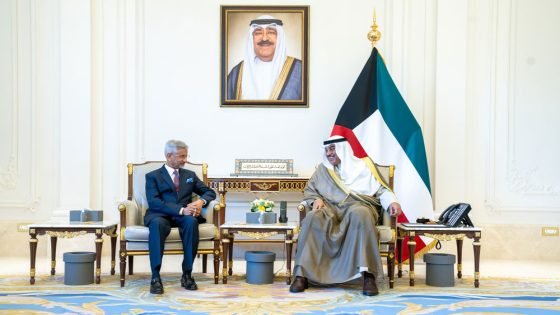 سمو ولي العهد يستقبل وزير خارجية الهند في زيارة رسمية – الخليجي نت